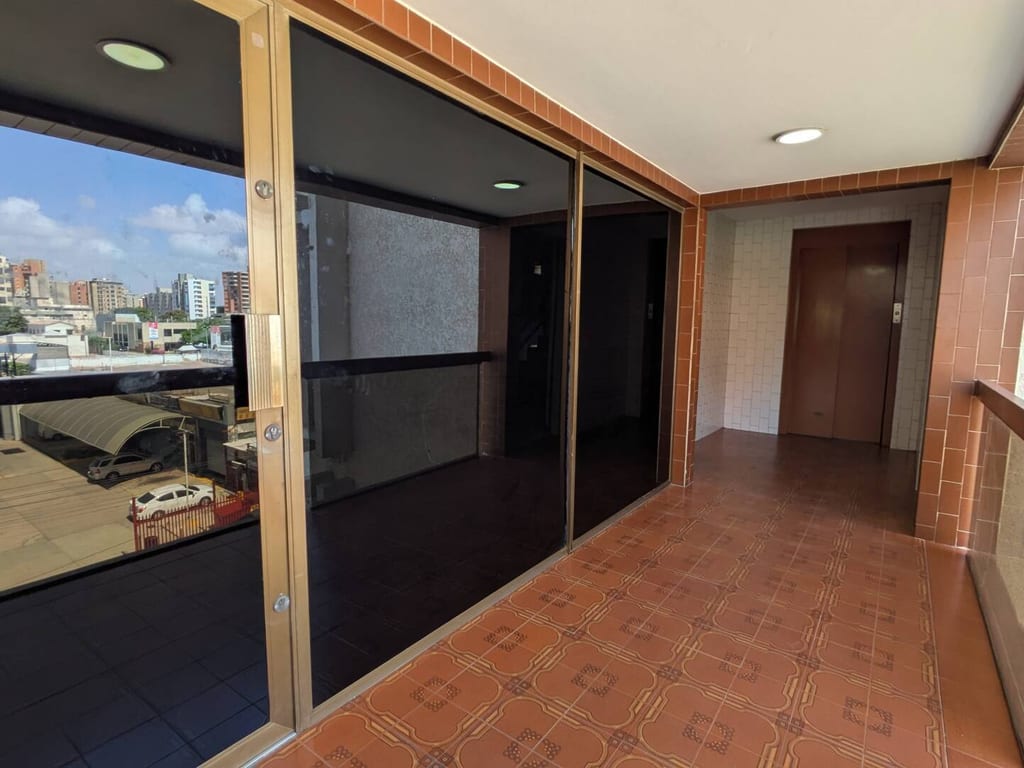 Local comercial en Calle 72, Maracaibo - 1