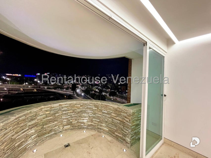 Apartamento en El Rosal, Caracas – 6