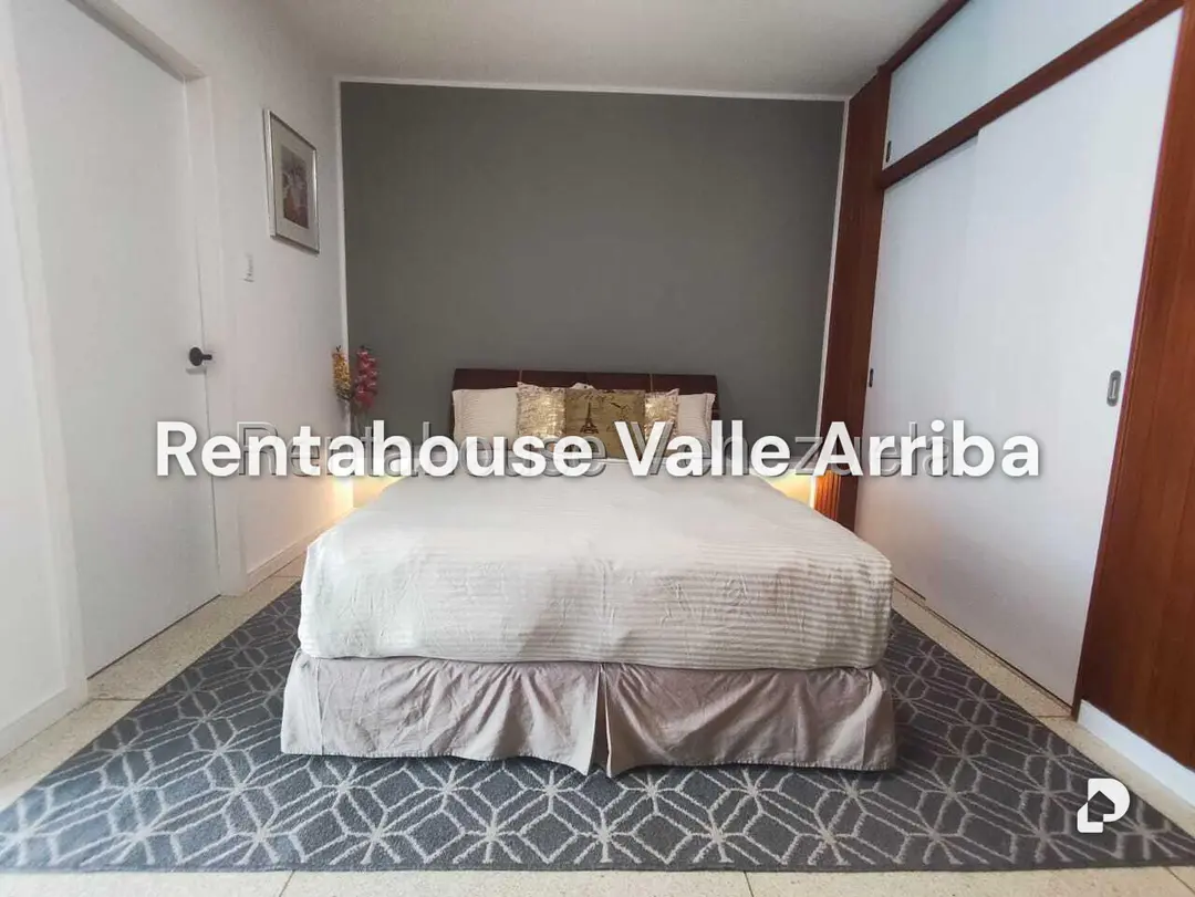 Apartamento en Los Palos Grandes, Caracas – 18