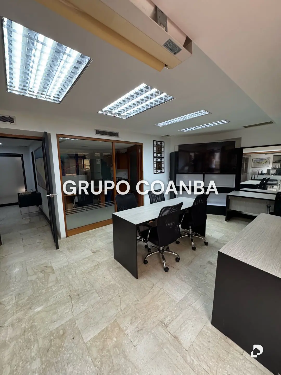 Oficina en Las Mercedes, Caracas – 4