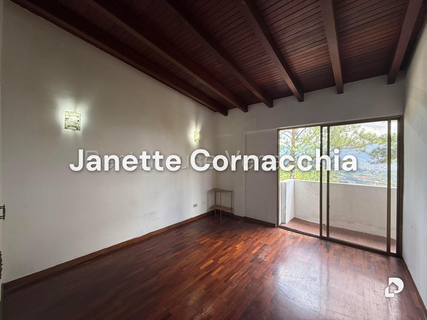 Casa en Alto Prado, Caracas – 30