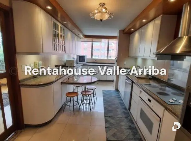 Apartamento en El Rosal, Caracas – 7