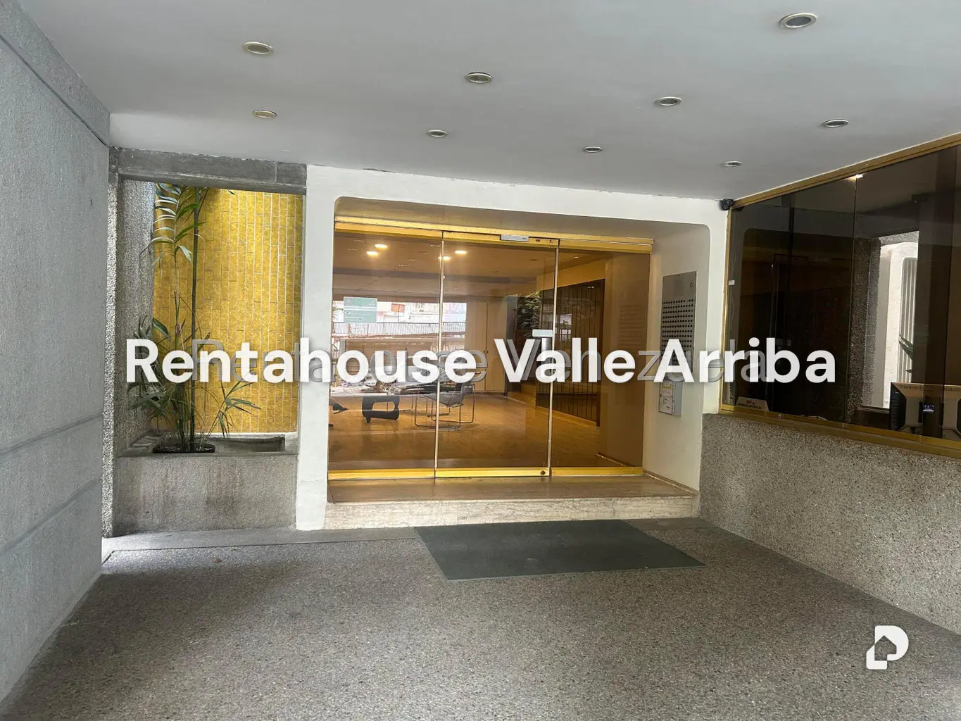 Apartamento en Los Palos Grandes, Caracas – 2
