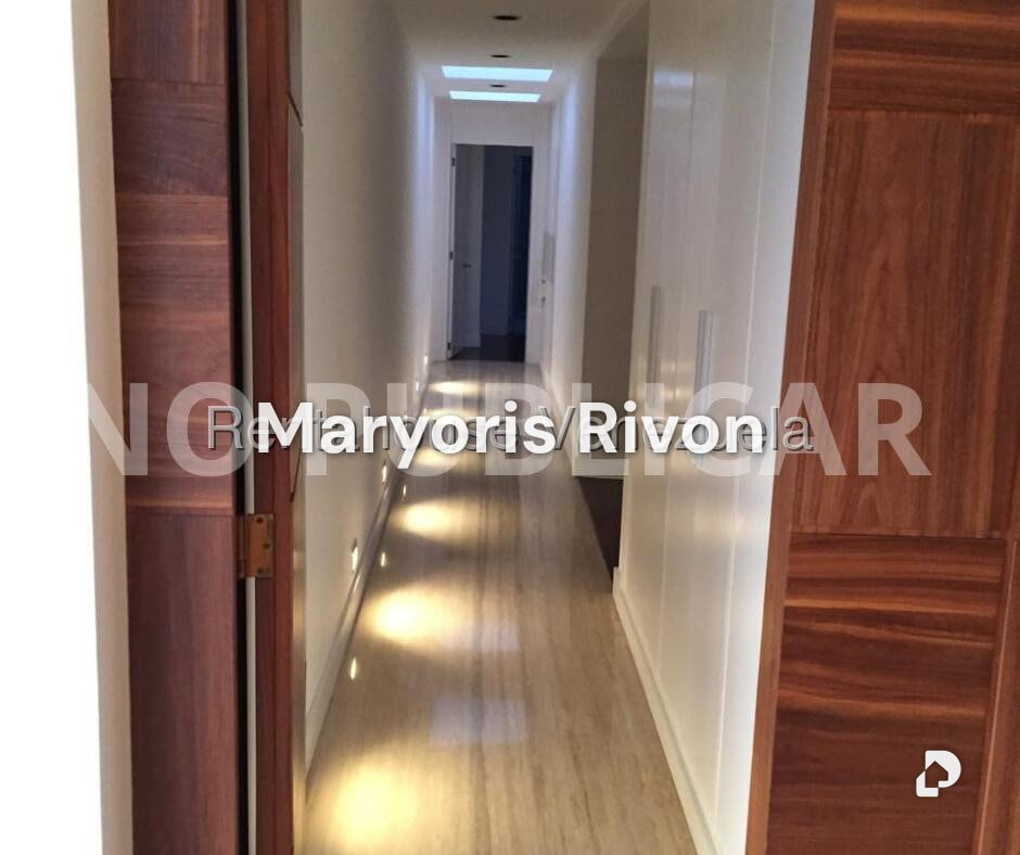 Apartamento en Lomas del Mirador, Caracas – 9