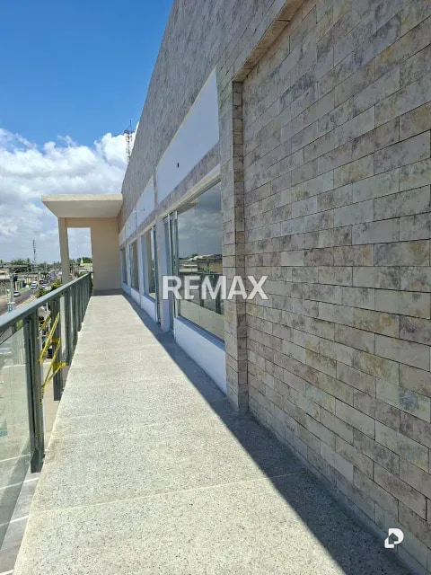 Local comercial en La Coromoto, San Francisco – 2