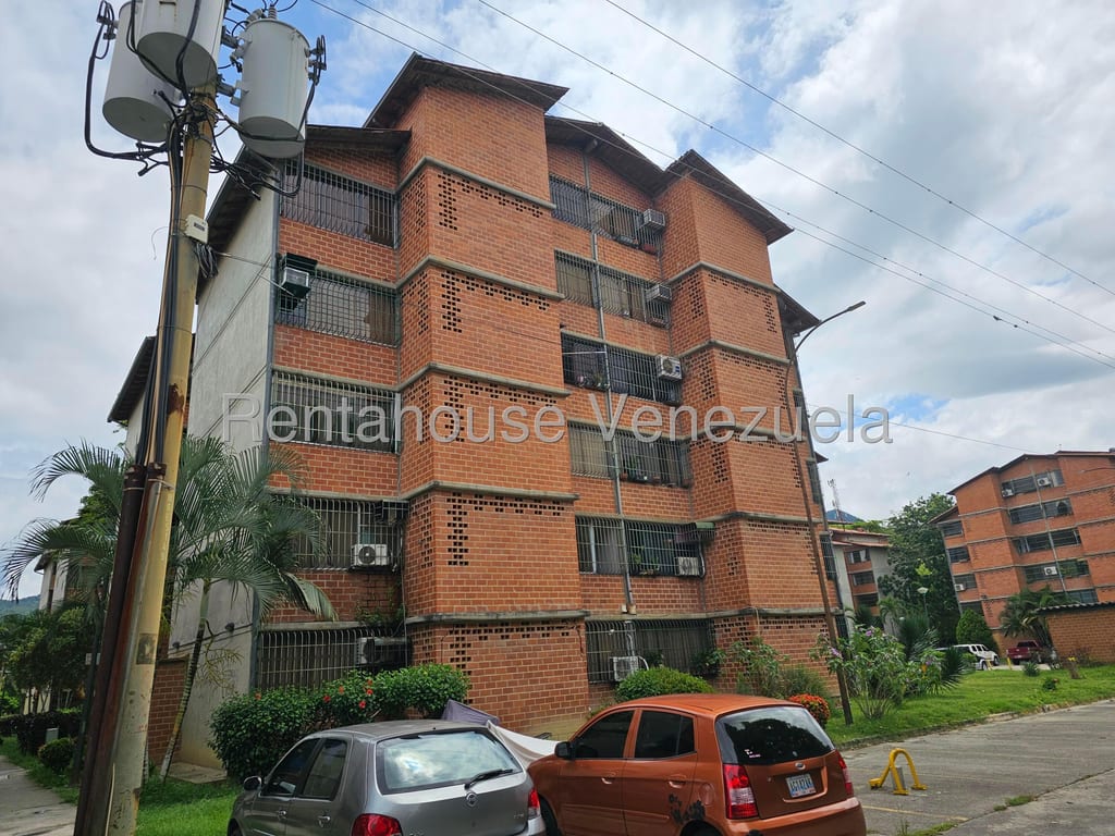 Apartamento en Nueva Casarapa, Guarenas - 1