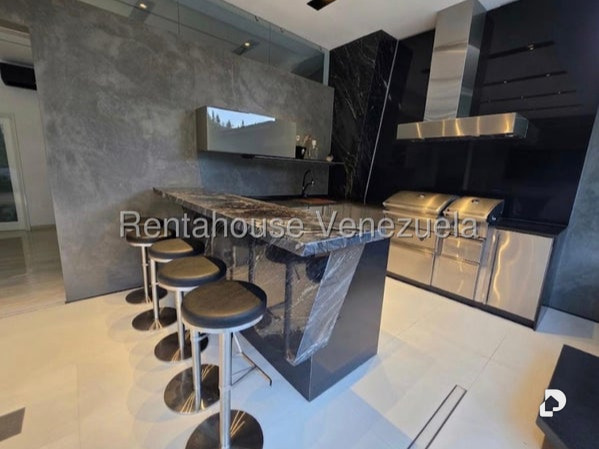 Penthouse en Lomas de La Laguntia, Caracas – 10