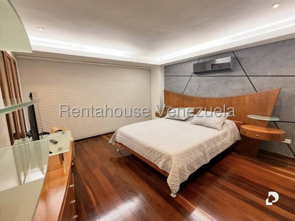 Penthouse en Lomas de La Laguntia, Caracas – 8