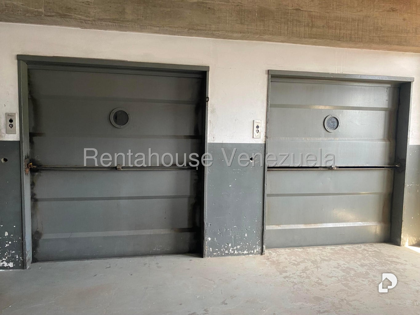 Local comercial en La Yaguara, Caracas – 11
