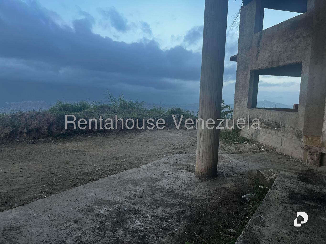 Land in Alto Hatillo, Caracas – 4