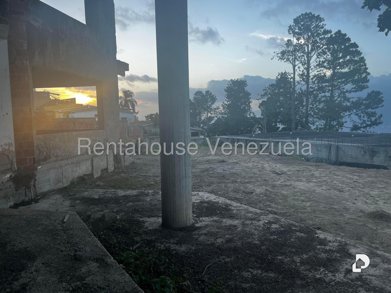Land in Alto Hatillo, Caracas – 3