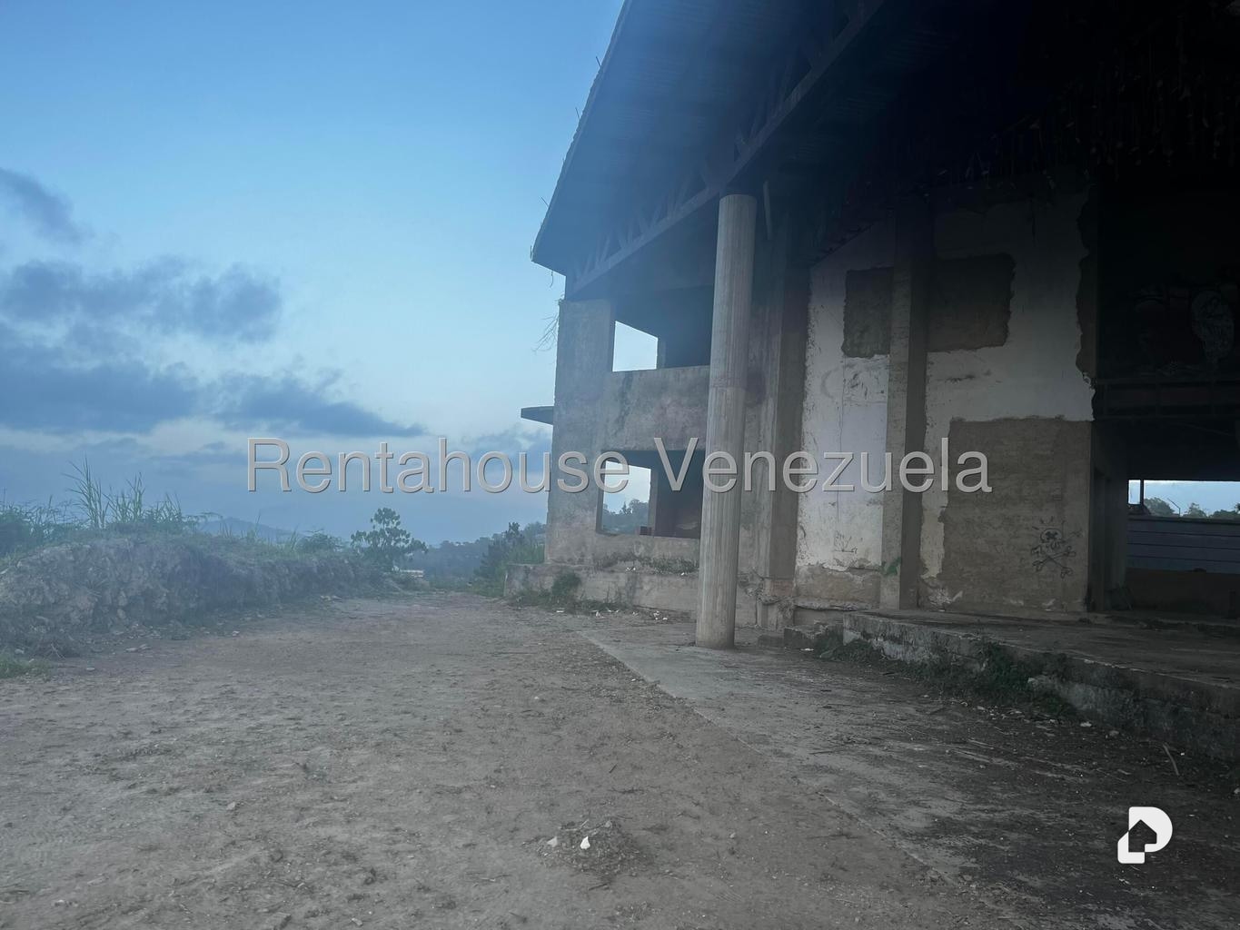 Land in Alto Hatillo, Caracas – 5