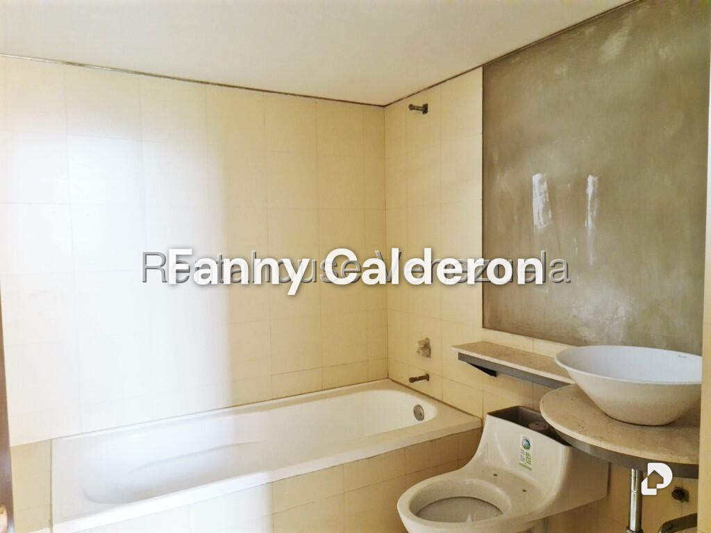 Apartamento en Colinas de Valle Arriba, Caracas – 22