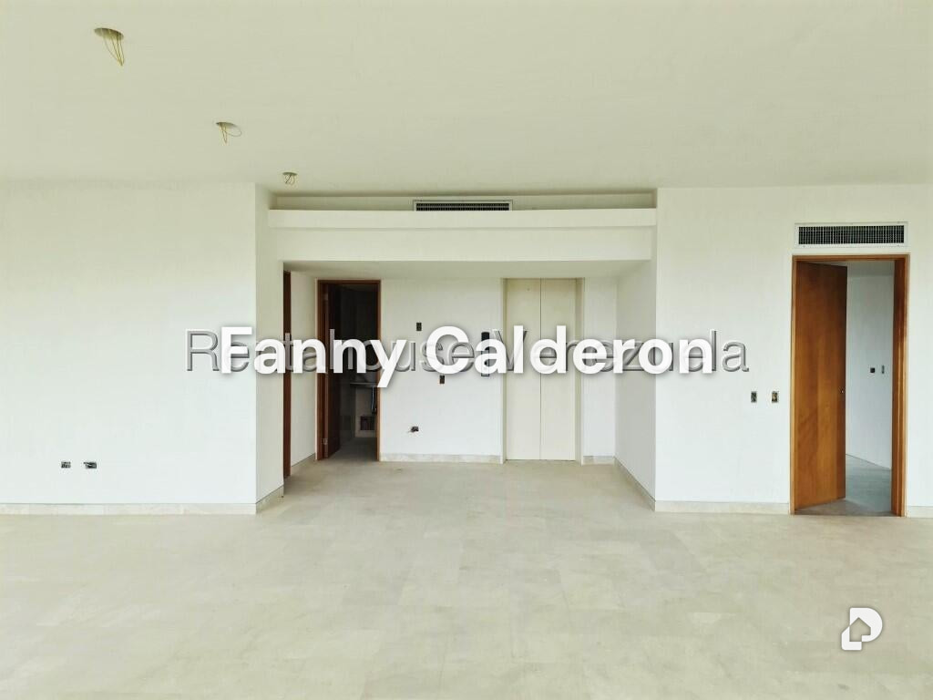 Apartamento en Colinas de Valle Arriba, Caracas – 2
