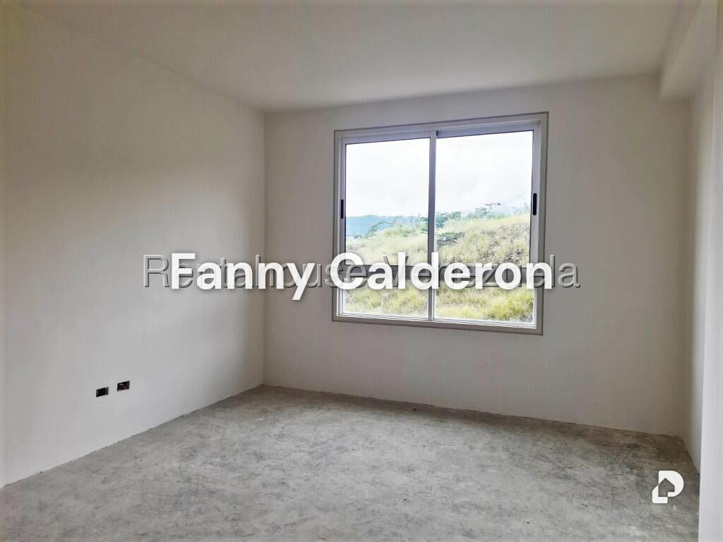 Apartamento en Colinas de Valle Arriba, Caracas – 16
