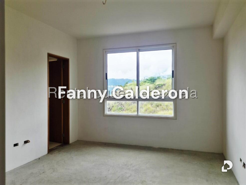 Apartamento en Colinas de Valle Arriba, Caracas – 19