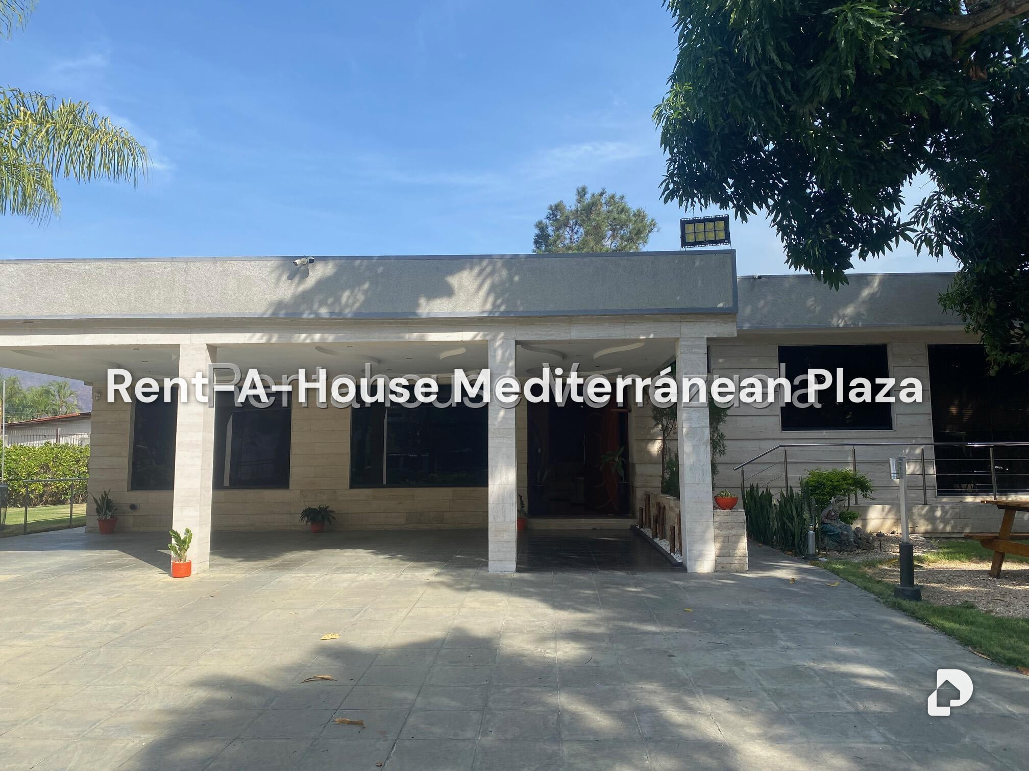 Casa en La Cumaca, San Diego – 1