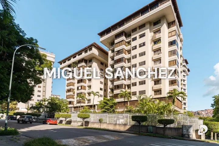 Apartamento en Terrazas del Ávila, Caracas – 1