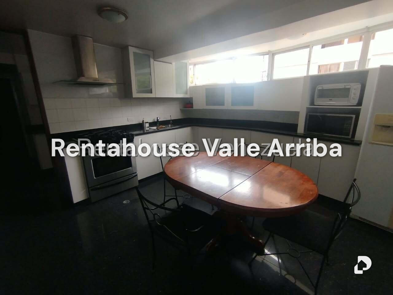 Apartamento en Chuao, Caracas – 13
