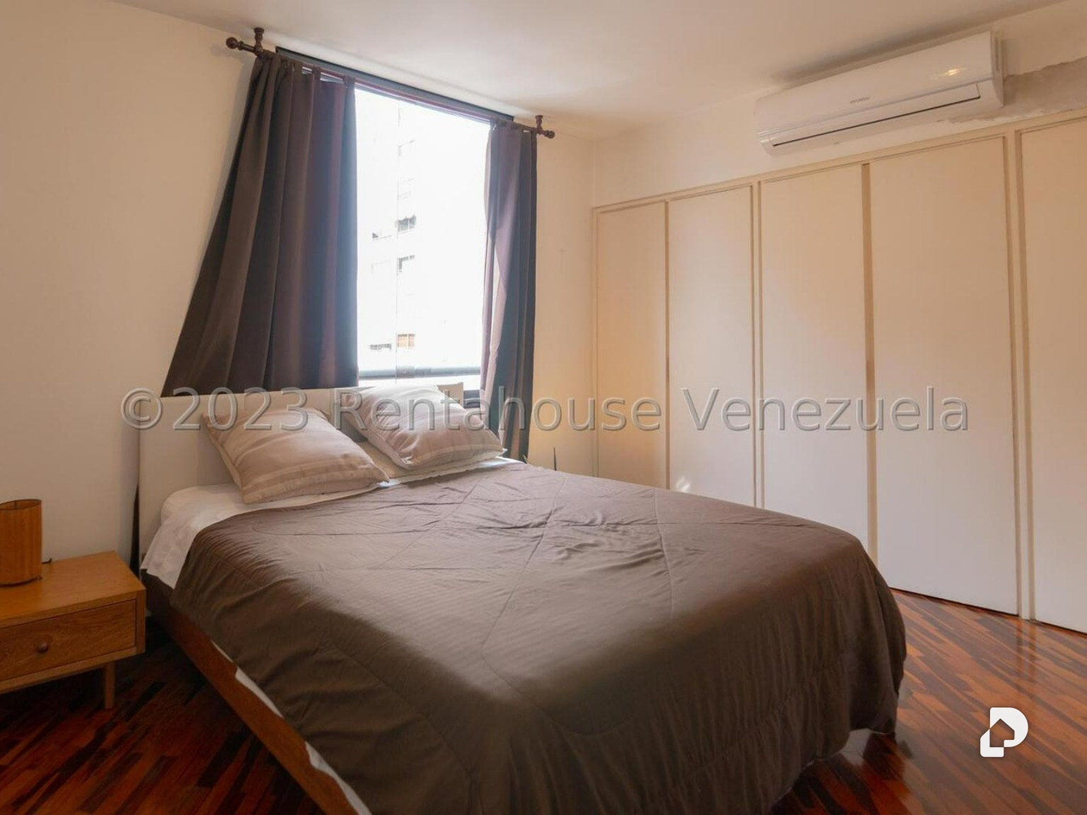Apartamento en Los Palos Grandes, Caracas – 13