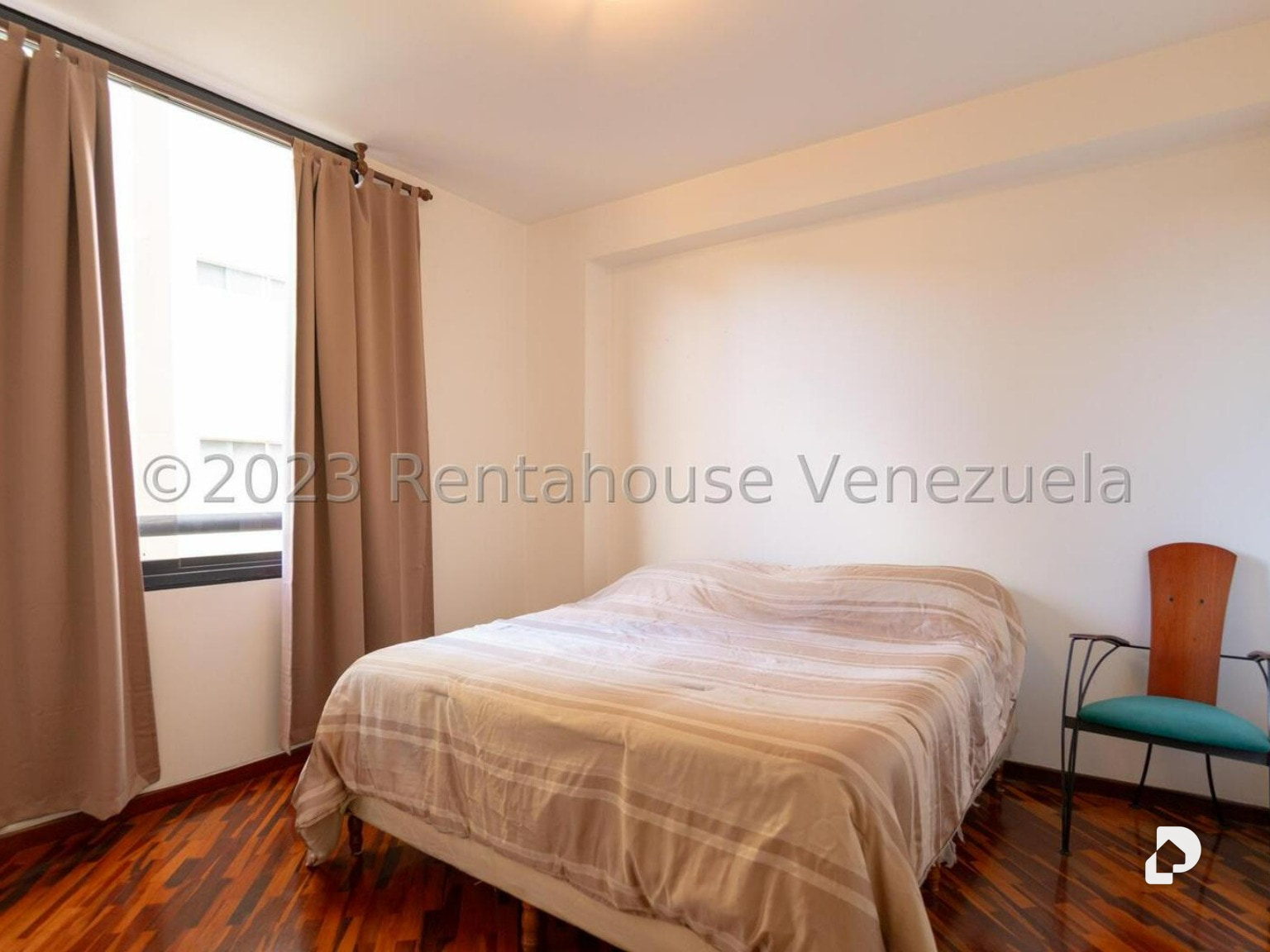 Apartamento en Los Palos Grandes, Caracas – 14