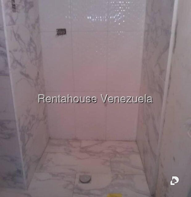 Apartamento en Los Naranjos Humboldt, Caracas – 13