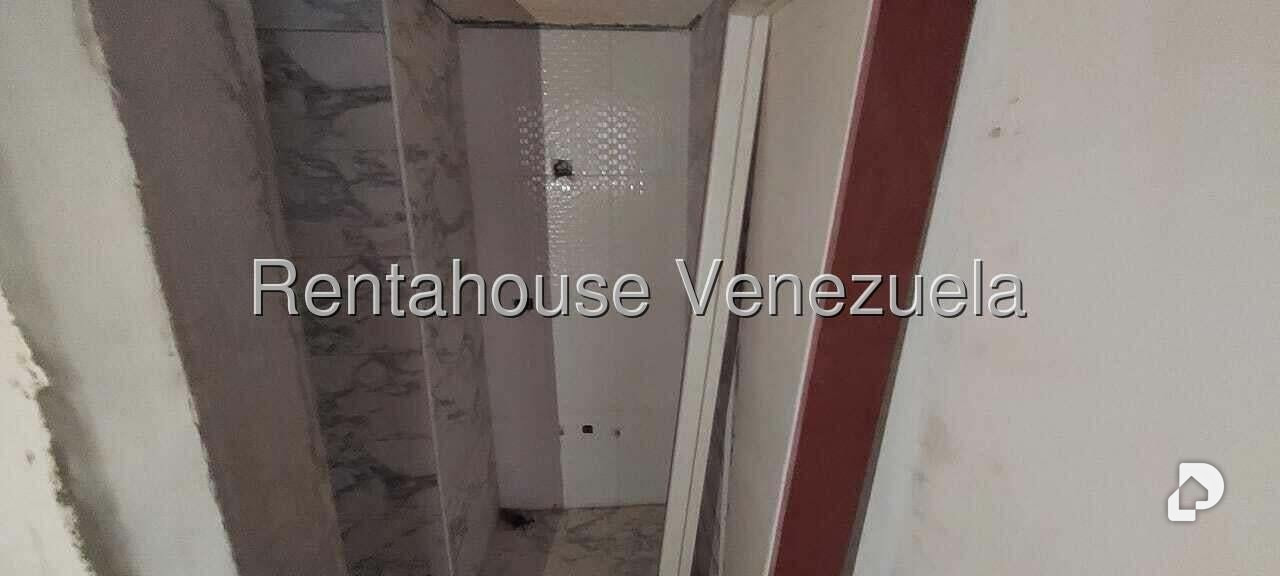 Apartamento en Los Naranjos Humboldt, Caracas – 11
