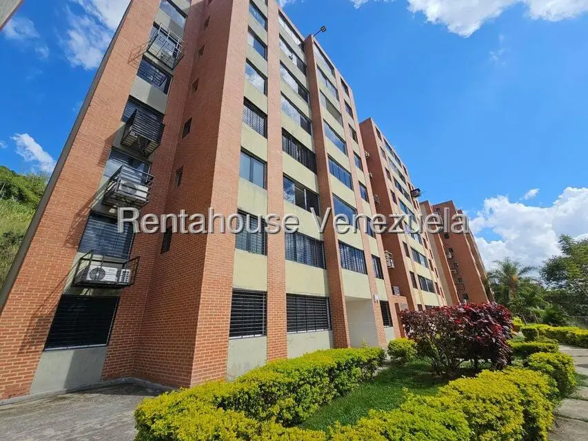 Apartamento en Los Naranjos Humboldt, Caracas - 1