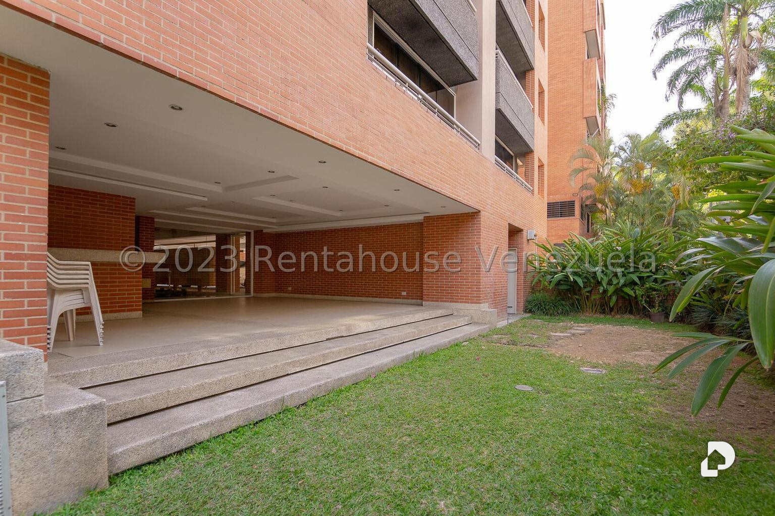 Apartamento en Campo Alegre, Caracas – 13