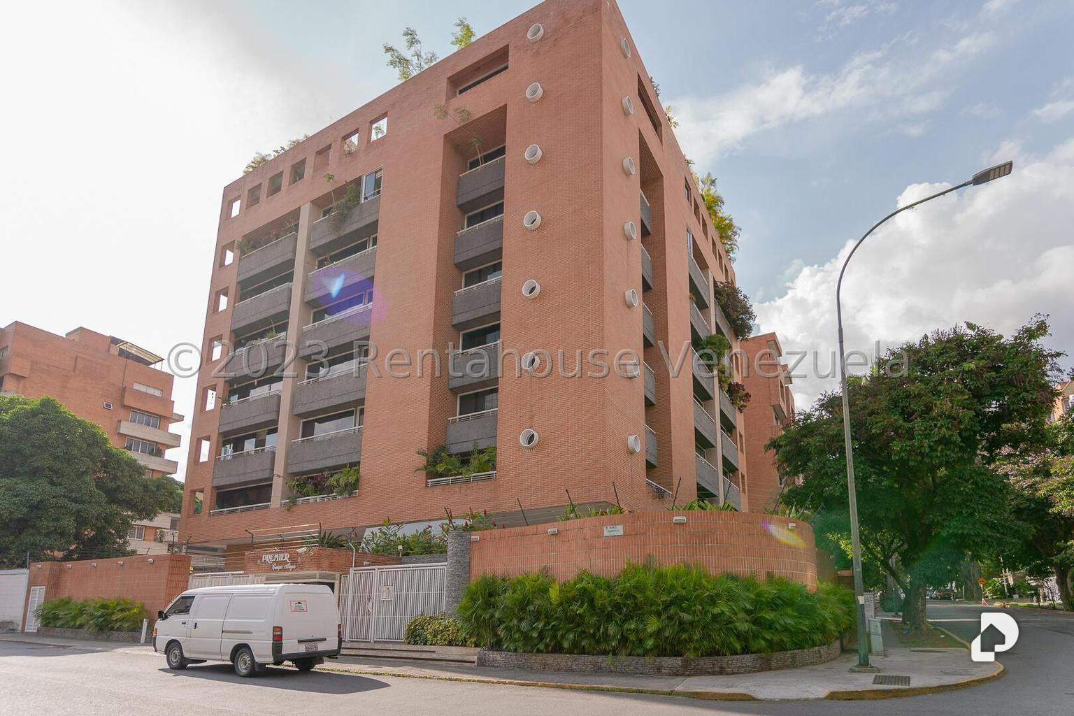 Apartamento en Campo Alegre, Caracas – 1