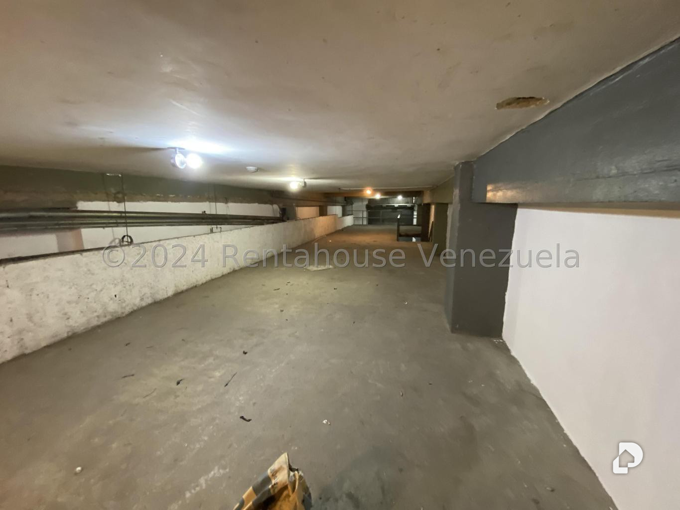 Commercial space in Catia, Caracas – 3