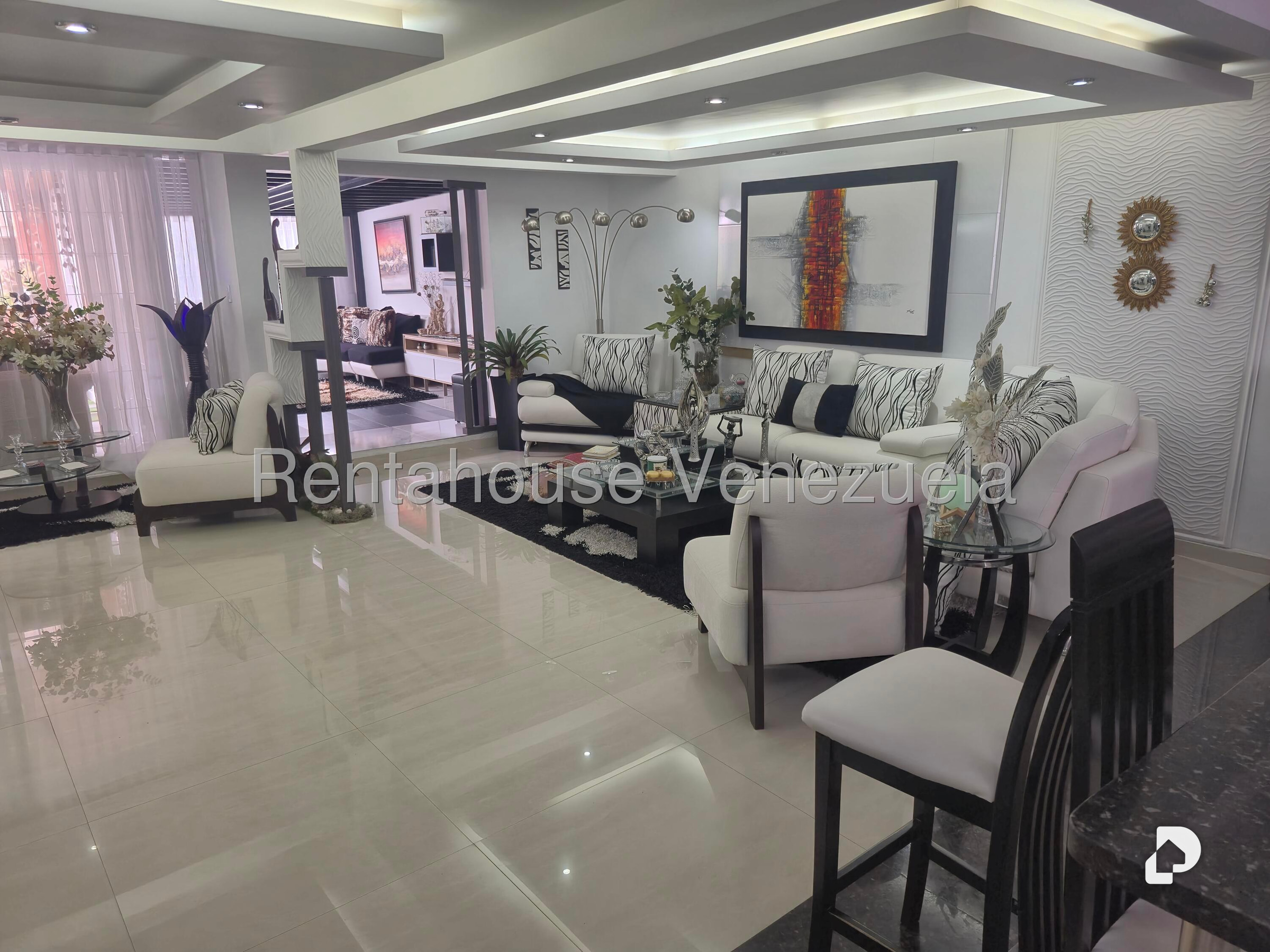 Casa en Cumbres de Curumo, Caracas – 24