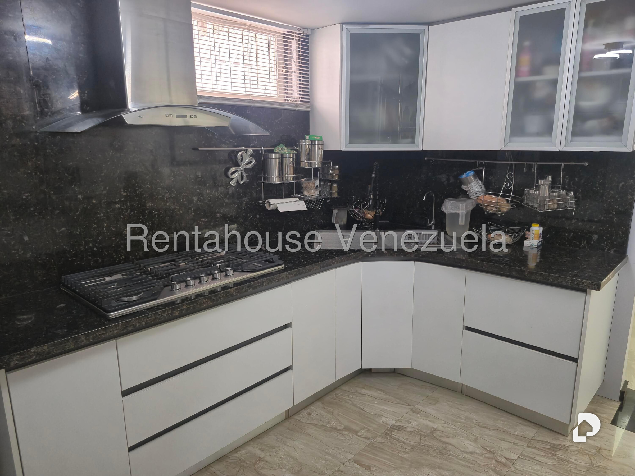 Casa en Cumbres de Curumo, Caracas – 4
