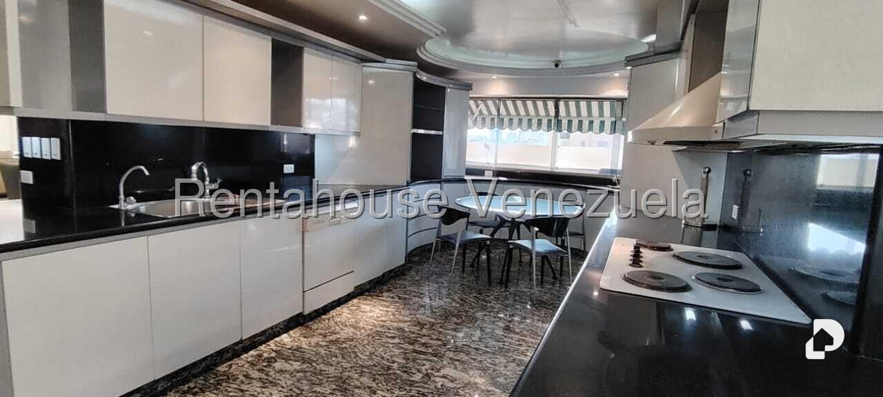 Apartamento en La Florida, Caracas – 23