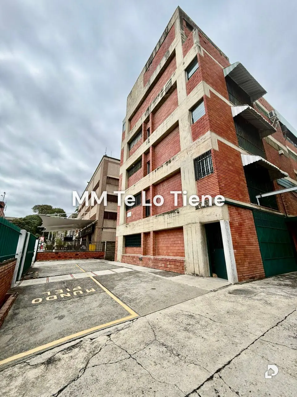 Terreno en La Urbina Sur, Caracas – 13