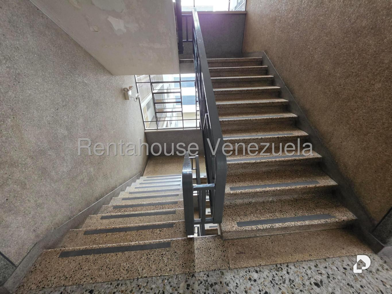 Apartamento en Altamira, Caracas – 15