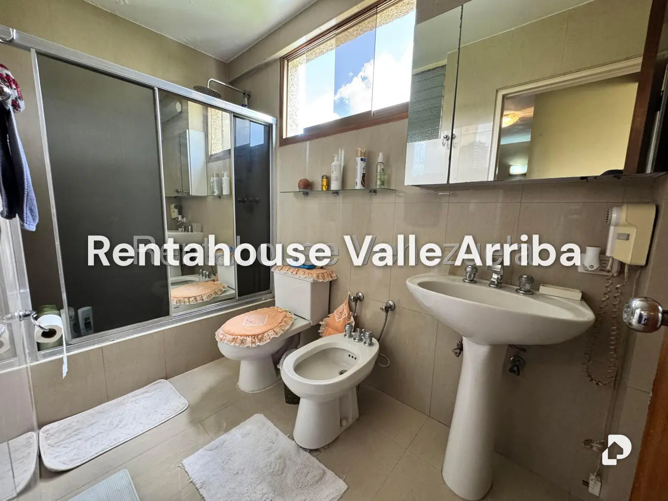 Apartamento en Santa Rosa de Lima, Caracas – 21