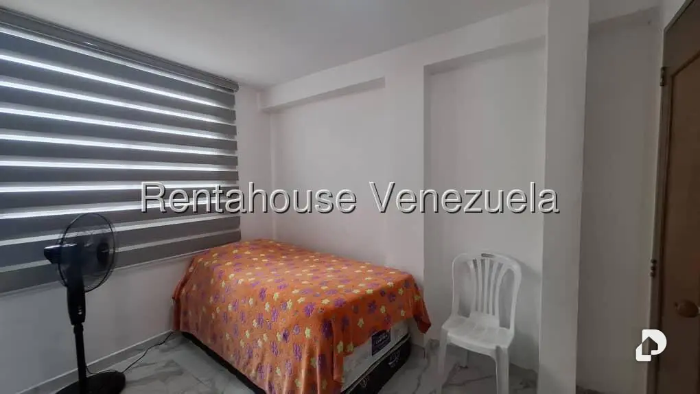 Casa en Santa Mónica, Caracas – 17