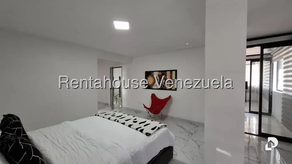 Casa en Santa Mónica, Caracas – 25