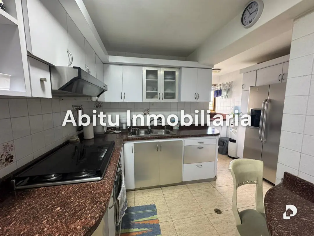 Apartment in La Alameda, Caracas – 11