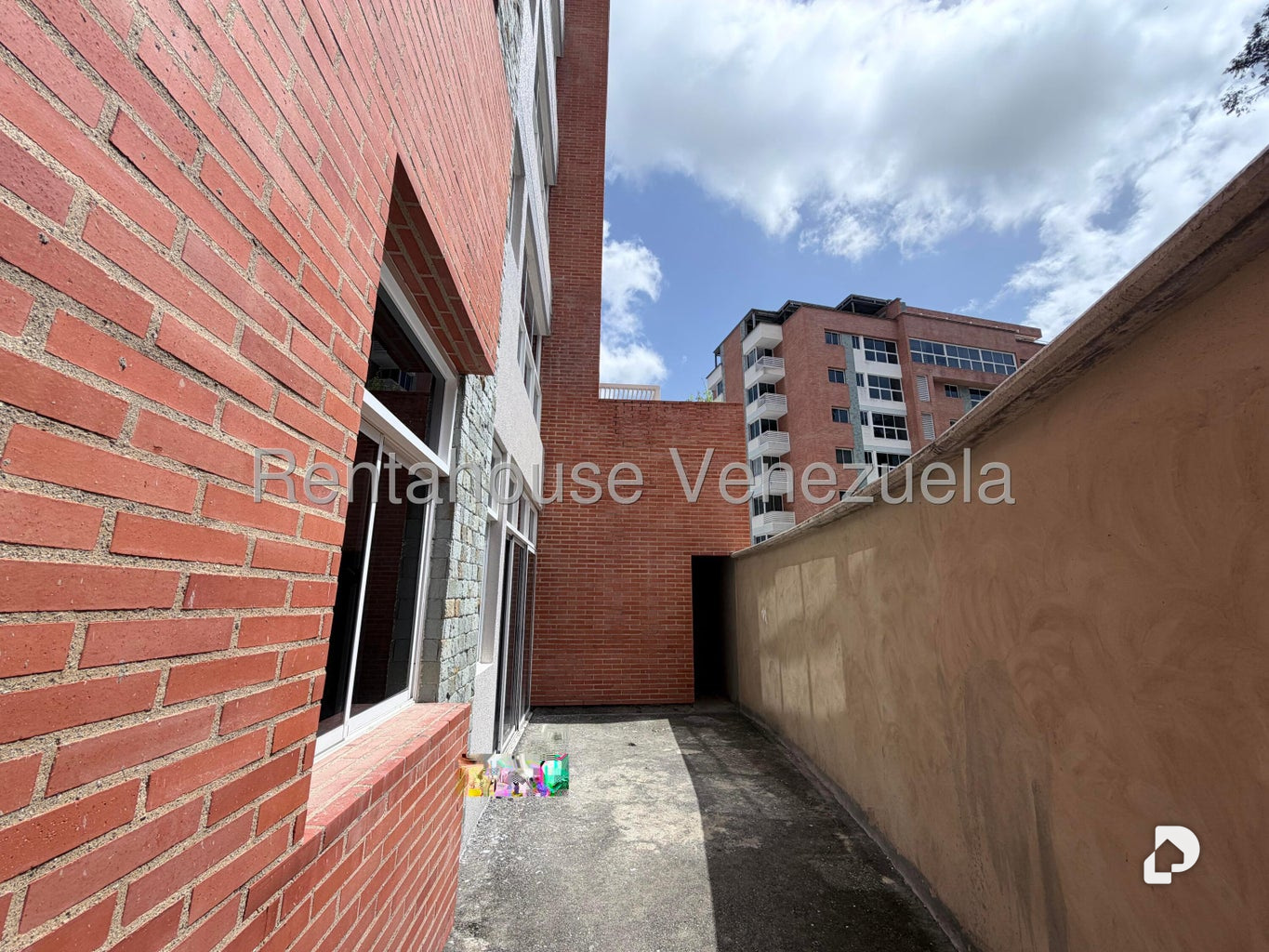 Apartamento en La Boyera, Caracas – 24