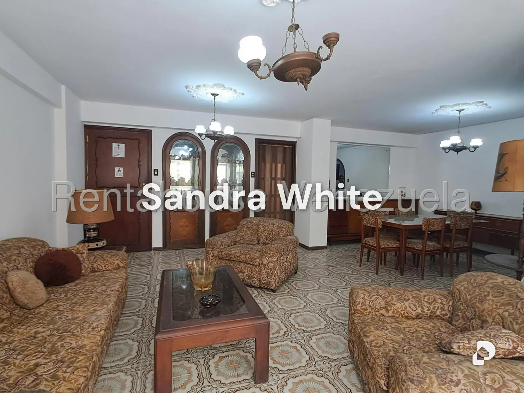 Apartamento en La Urbina. 27-4404, Caracas