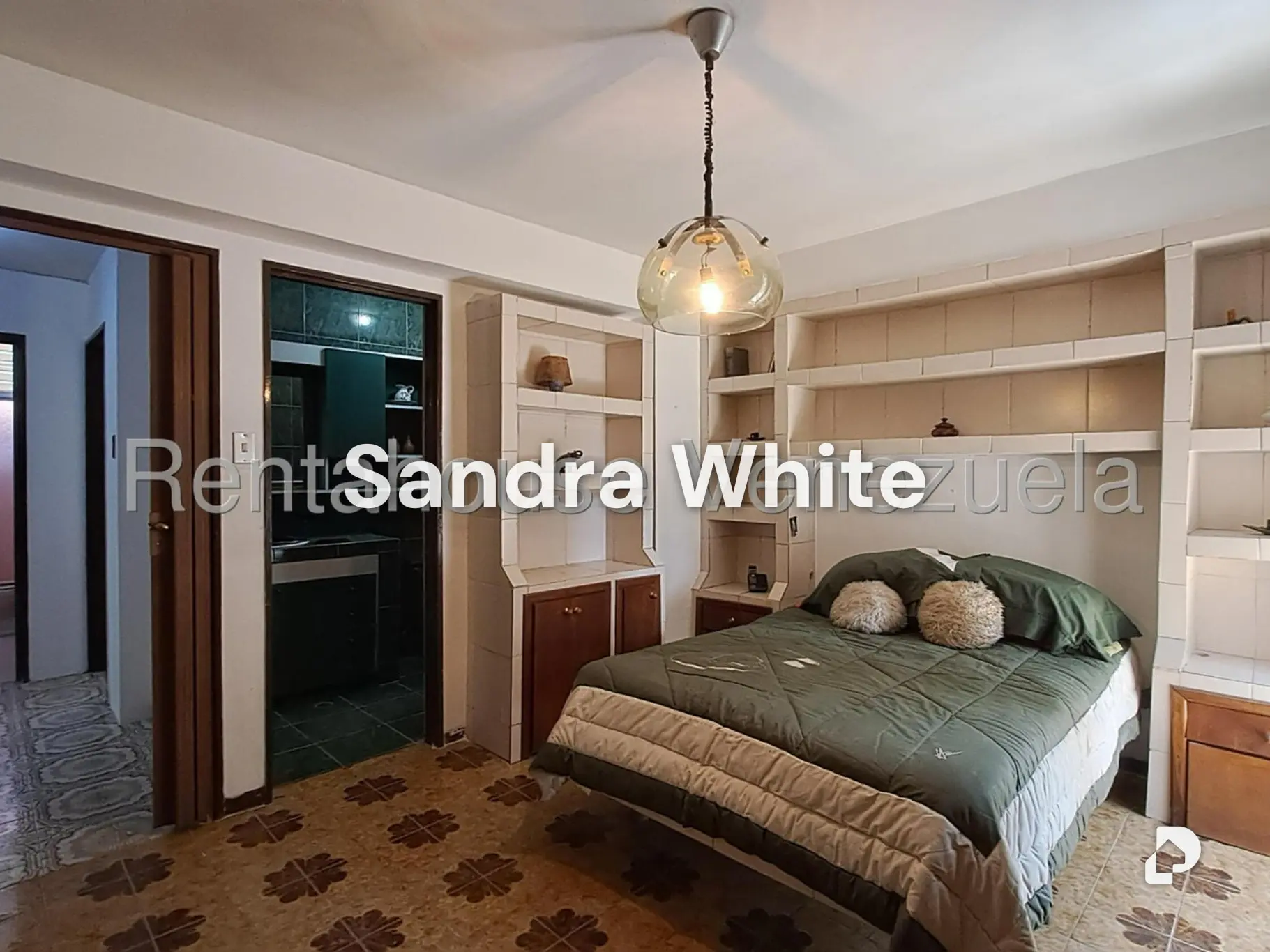 Apartamento en La Urbina. 27-4404, Caracas