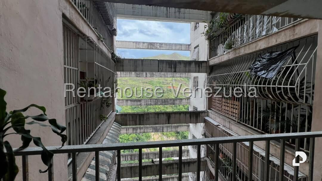 Apartamento en Petare, Caracas – 3