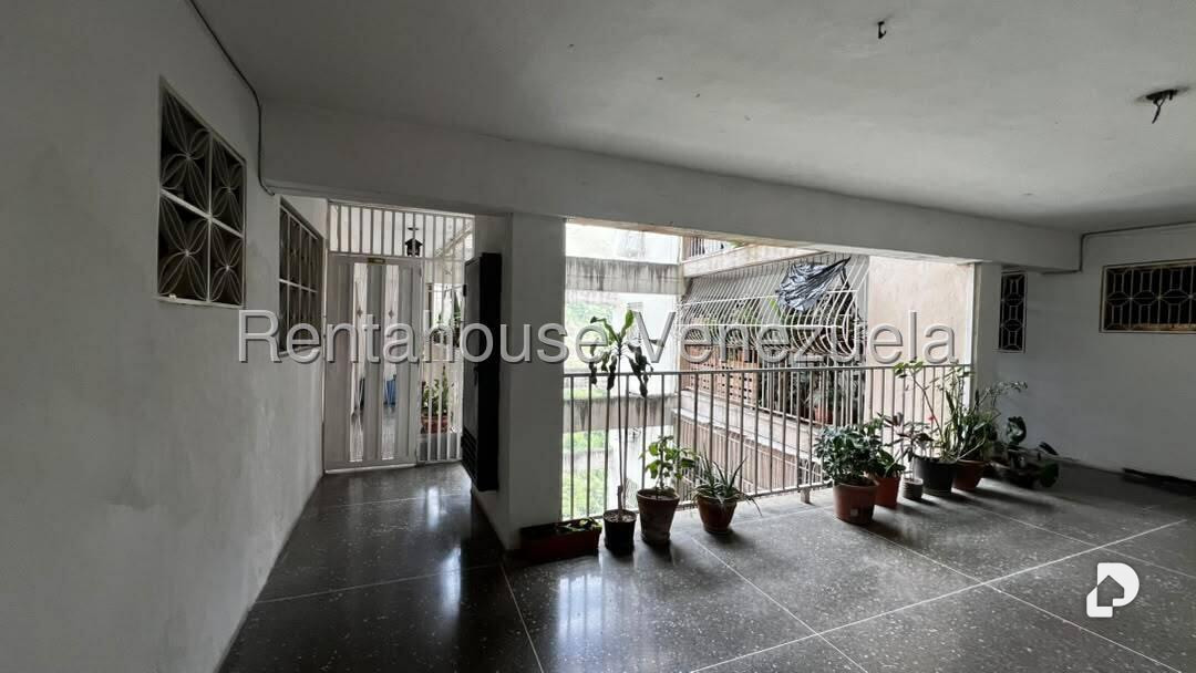 Apartamento en Petare, Caracas – 16