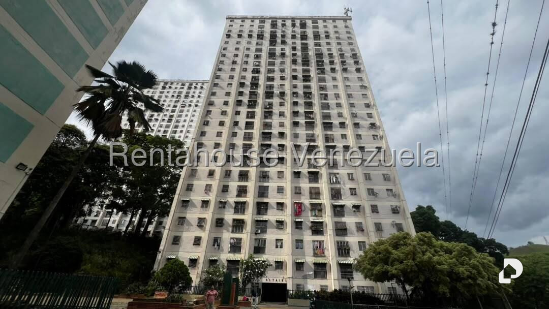 Apartamento en Petare, Caracas – 1