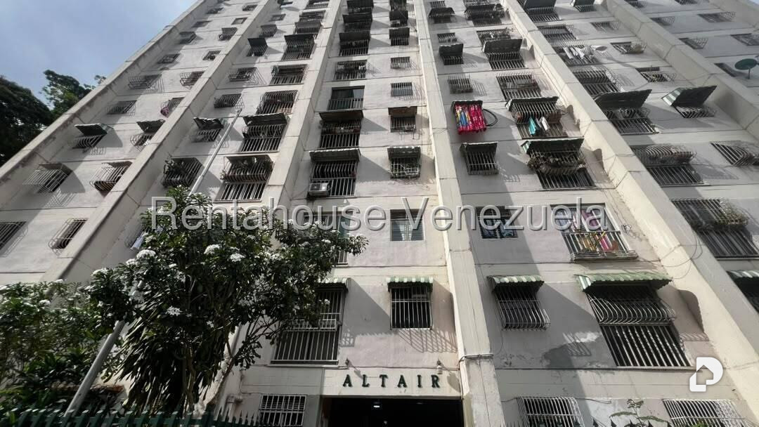 Apartamento en Petare, Caracas – 2