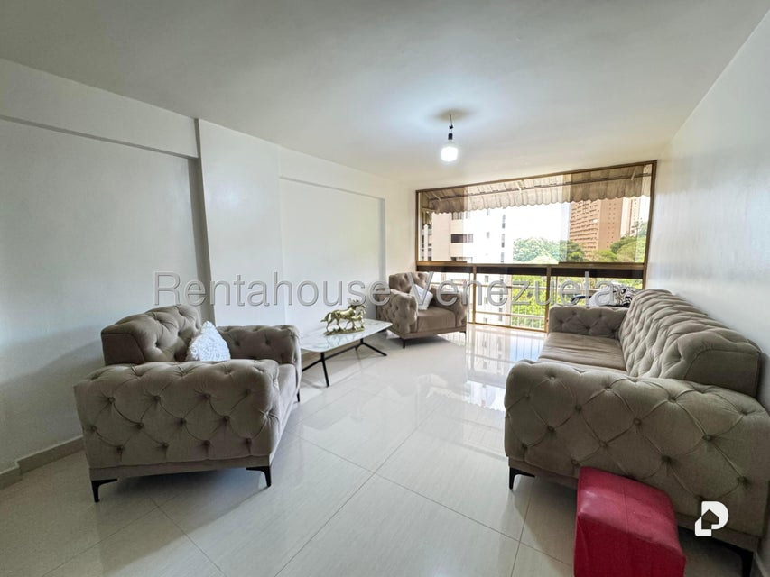 Apartment in Santa Inés, Caracas – 3