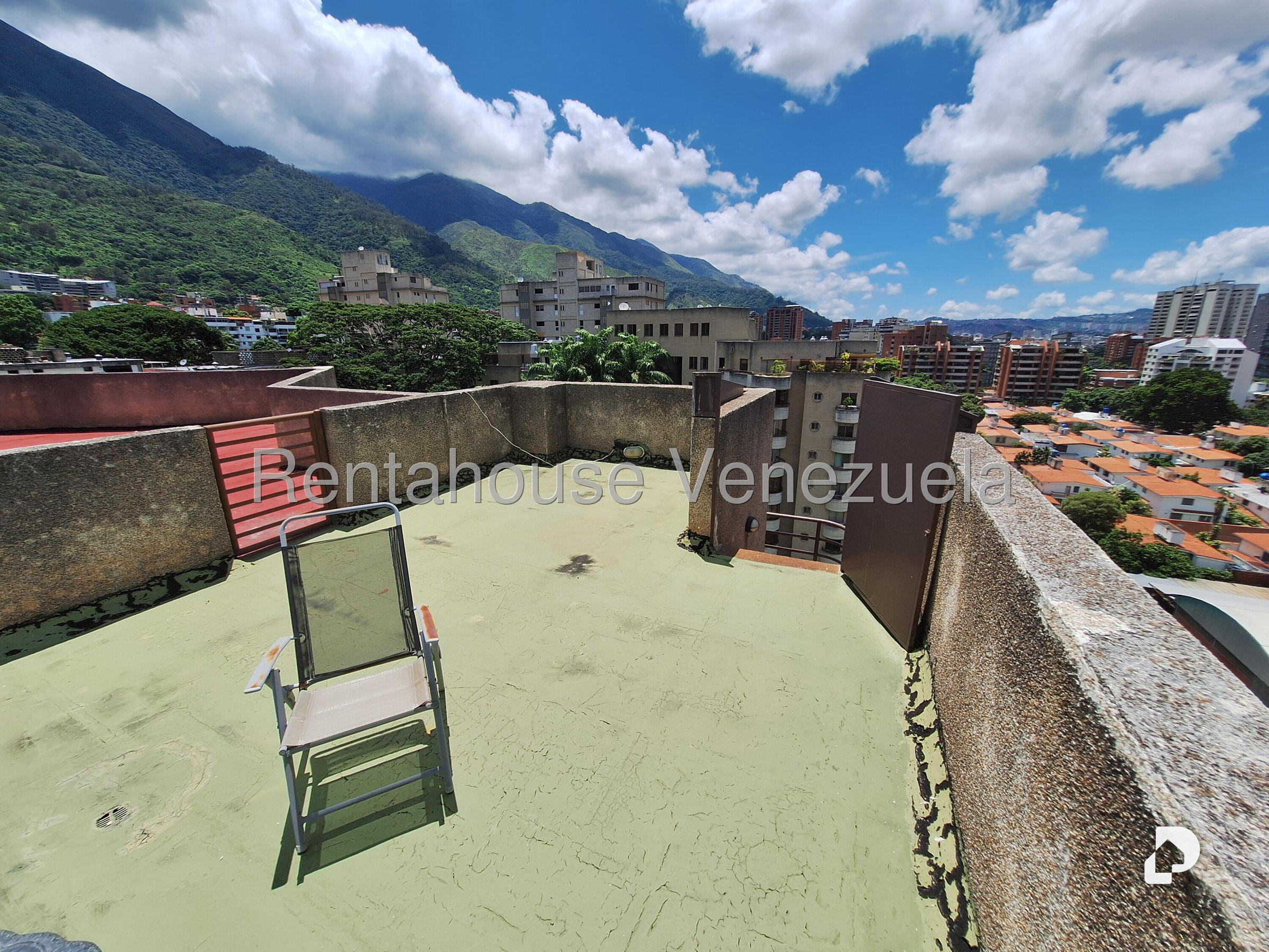 Penthouse en Santa Eduvigis, Caracas