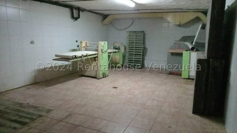 Warehouse in El Hatillo, Caracas - 1